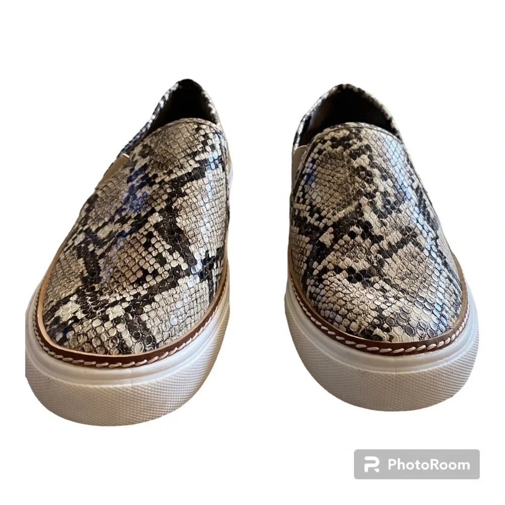 Steve Madden steve madden